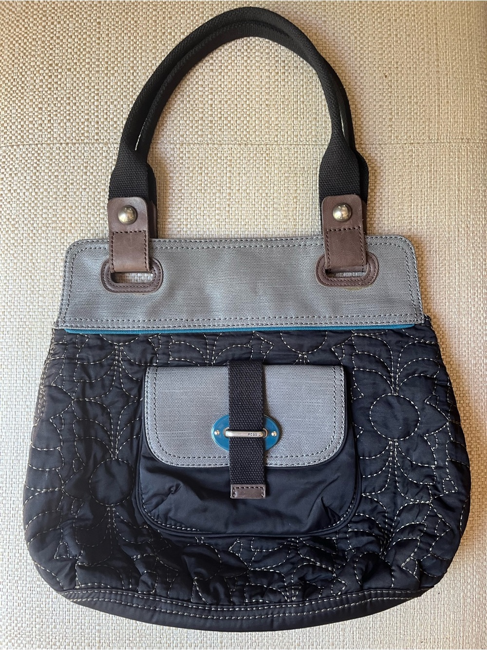 Fossil Key-Per Quilted Silver Trim Black Tote